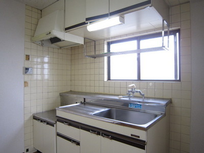 Kitchen.  ☆ Two-burner gas stove installation Allowed ☆