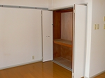 Receipt. Wide closet