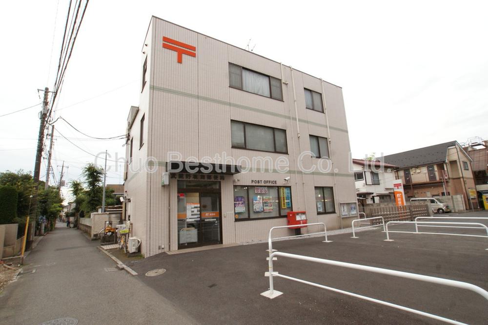 Convenience store. FamilyMart Musashisakai 526m to the south exit shop