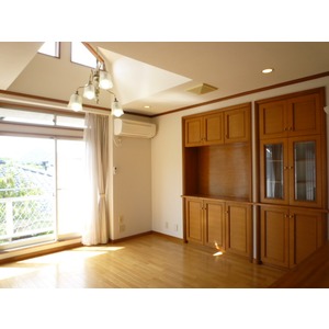 Living and room