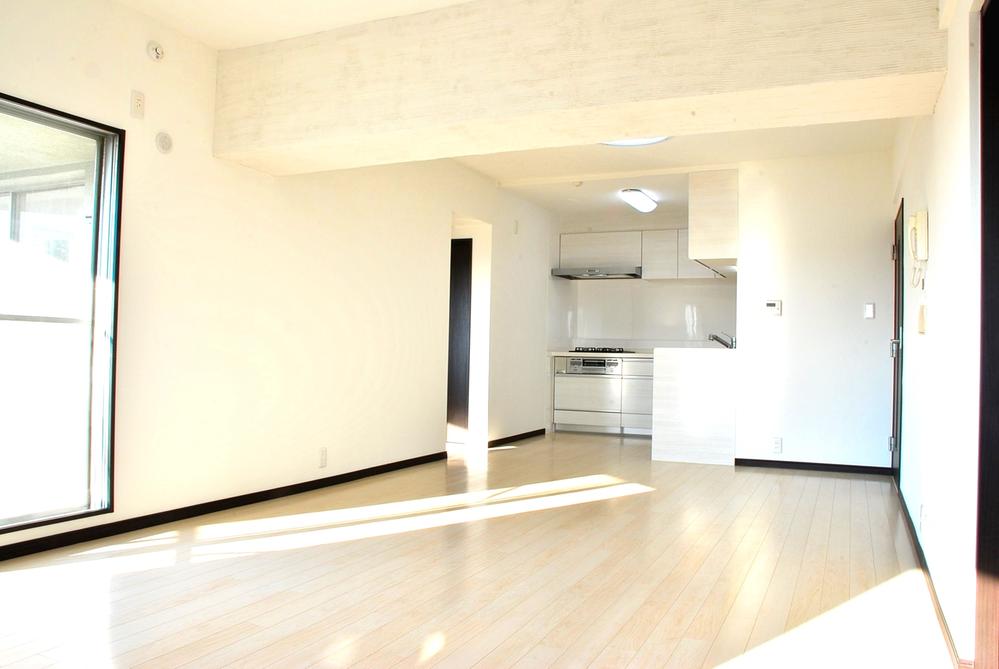 Living. Indoor (12 May 2013) Shooting