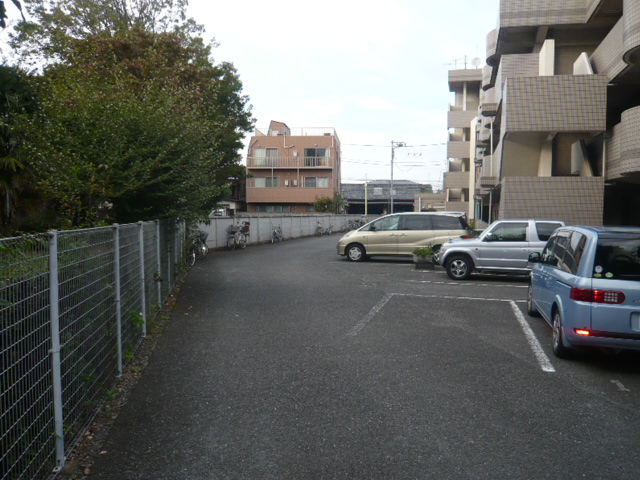 Parking lot