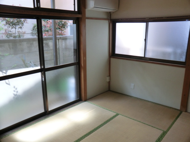 Living and room