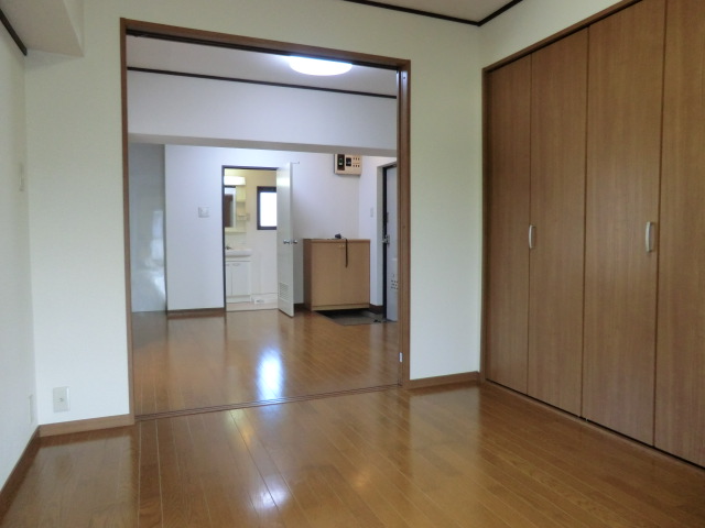 Living and room