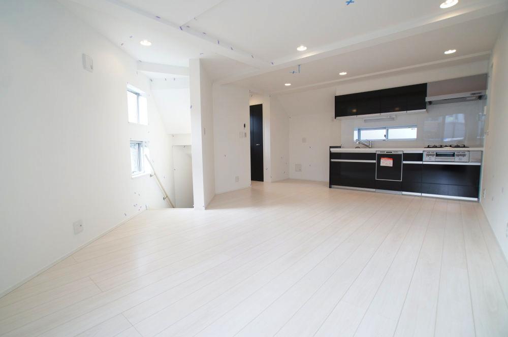 Living. It will be living. And refreshing so little of with closet.