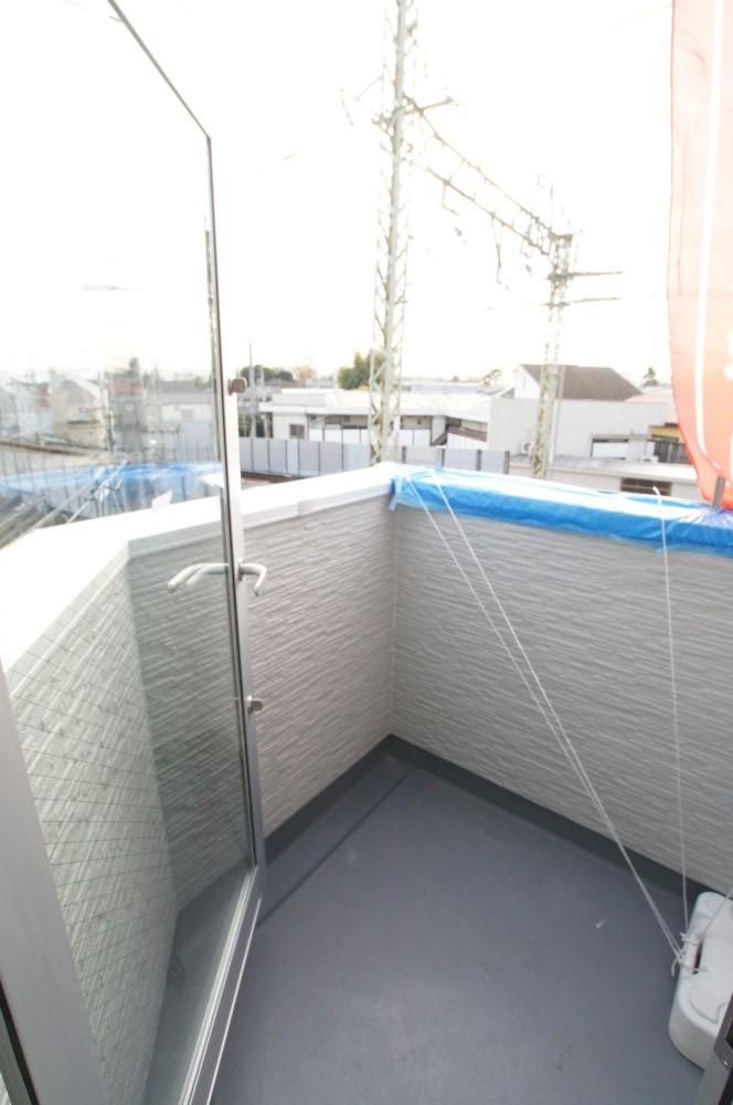 Balcony. It will be on the balcony. Second floor, Located on the third floor part.