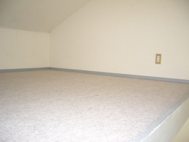 Other room space