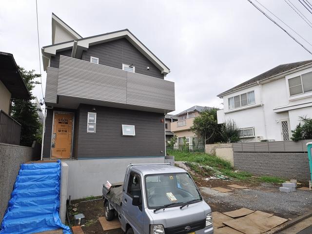 Local appearance photo. B Building Under construction