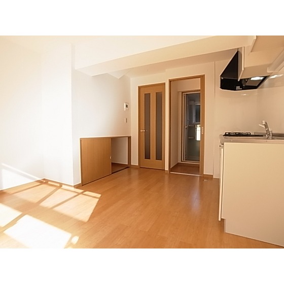 Living and room. DK