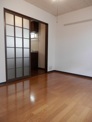 Living and room. ◆ Of south Western-style ◆