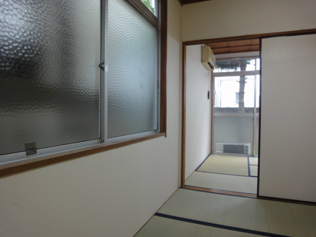 Living and room
