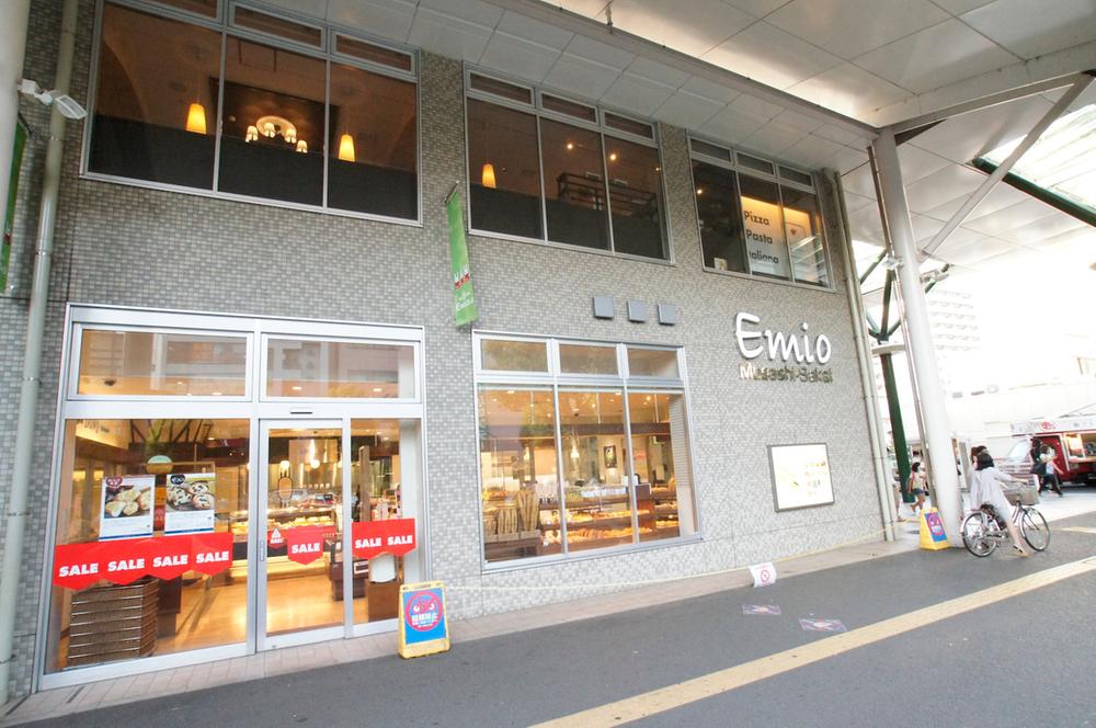 Shopping centre. Until Emio Musashisakai 692m
