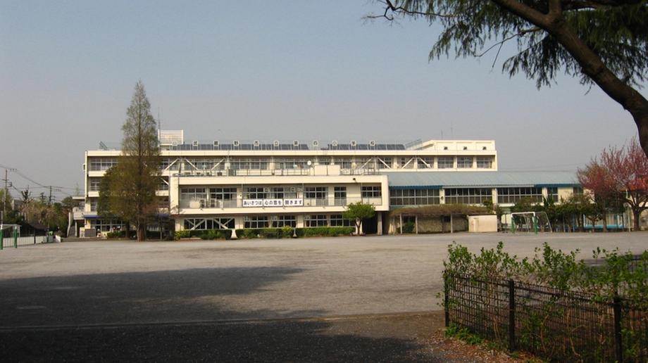 Primary school. 192m to Musashino Municipal fourth elementary school