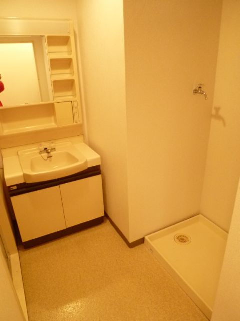 Washroom. Washroom