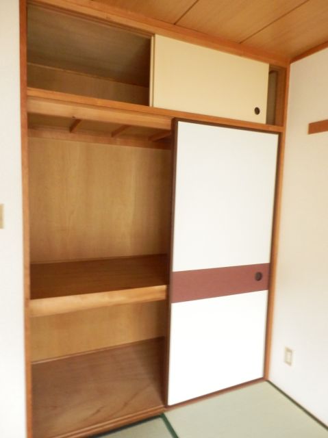 Receipt. Armoire