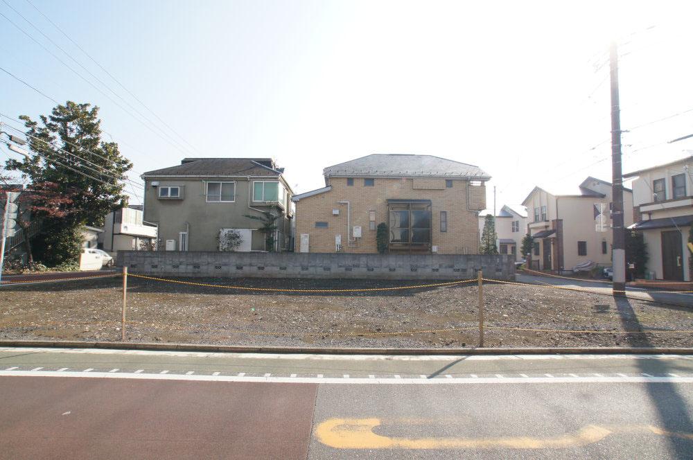 Local land photo. Musashino Kichijojikita-cho 3-chome, JR Chuo Line "Mitaka" is located the "Kichijoji" popular 2 station can be used. Seikei University is close Korezo is the corner of a quiet residential area, such as that Kichijoji