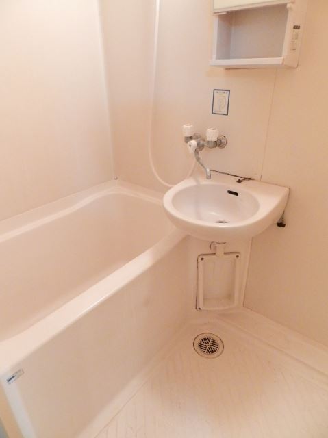 Bath. Bathroom