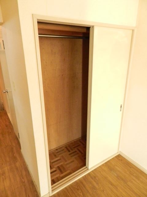 Receipt. closet