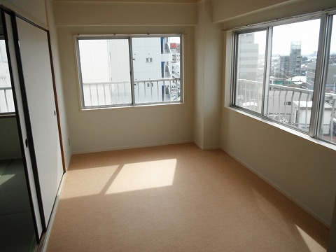 Living and room