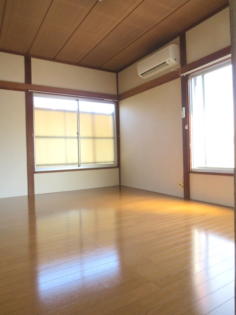 Living and room