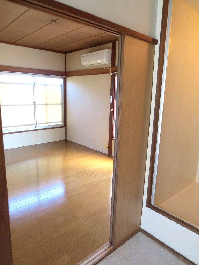 Living and room
