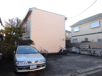 Building appearance. A quiet residential area of the building