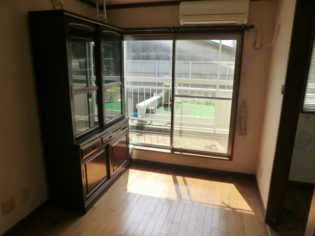 Living and room