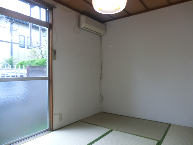 Living and room
