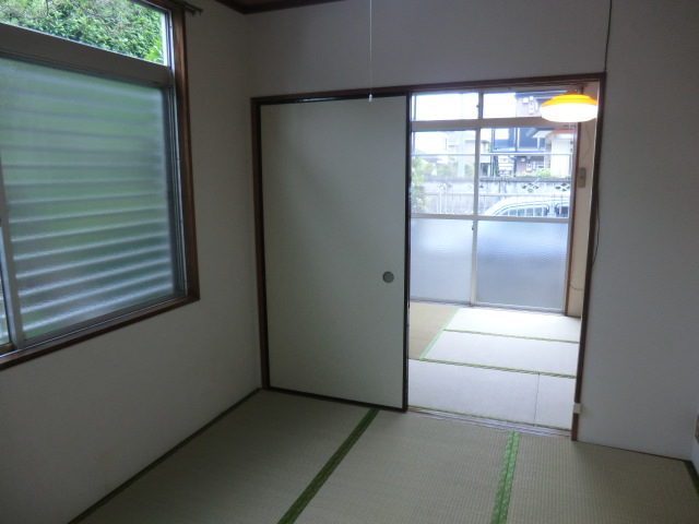 Living and room