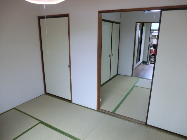 Living and room