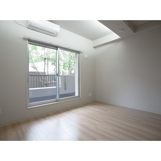 Living and room.  ※ The same type separate room image