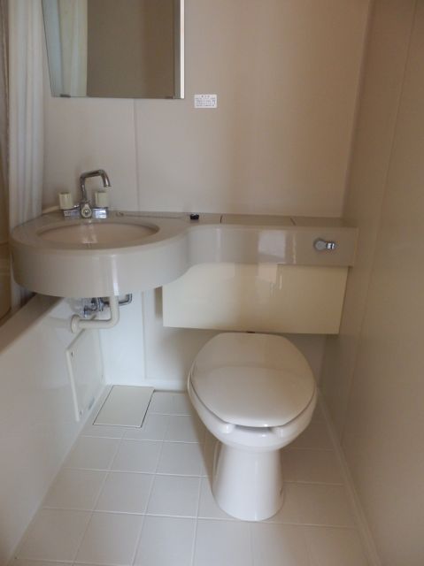 Toilet. unit bus