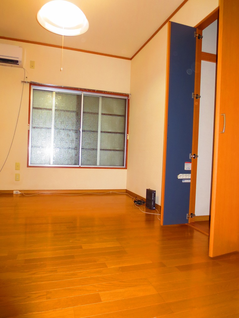 Living and room