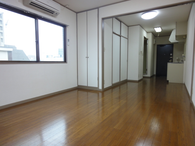 Living and room