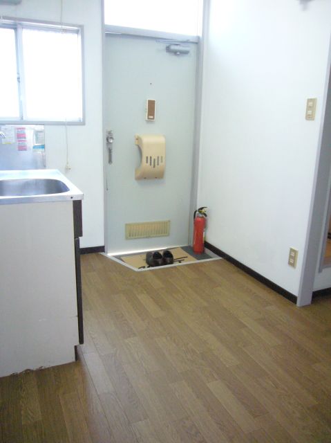 Kitchen. Kitchen space.