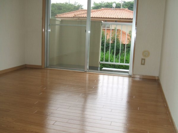 Living and room