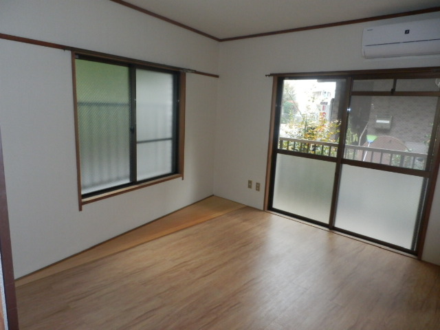 Living and room
