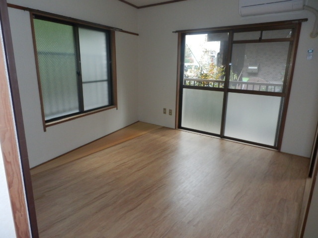Living and room