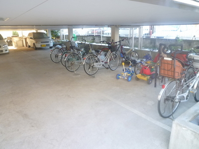 Parking lot. Is a bicycle parking lot