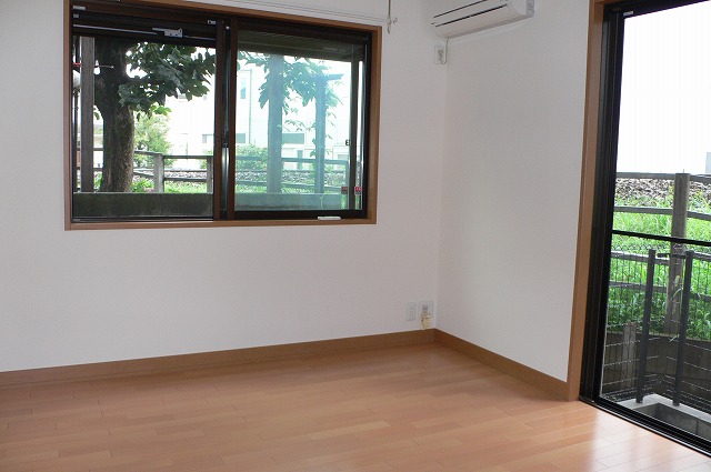 Living and room