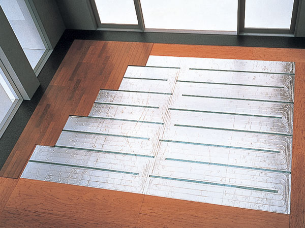 Other.  [Hot water floor heating system] living ・ The dining, It has established a floor heating that will warm the room from feet. It is a clean heating method that does not make a dust. (Same specifications)