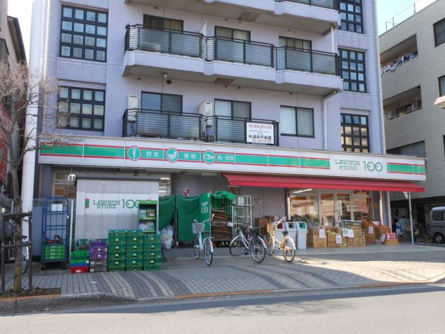 Convenience store. Store 610m up to 100 (convenience store)