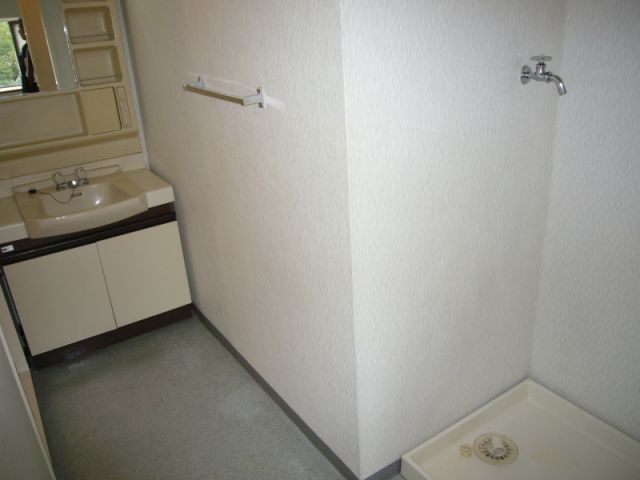 Washroom. Washroom
