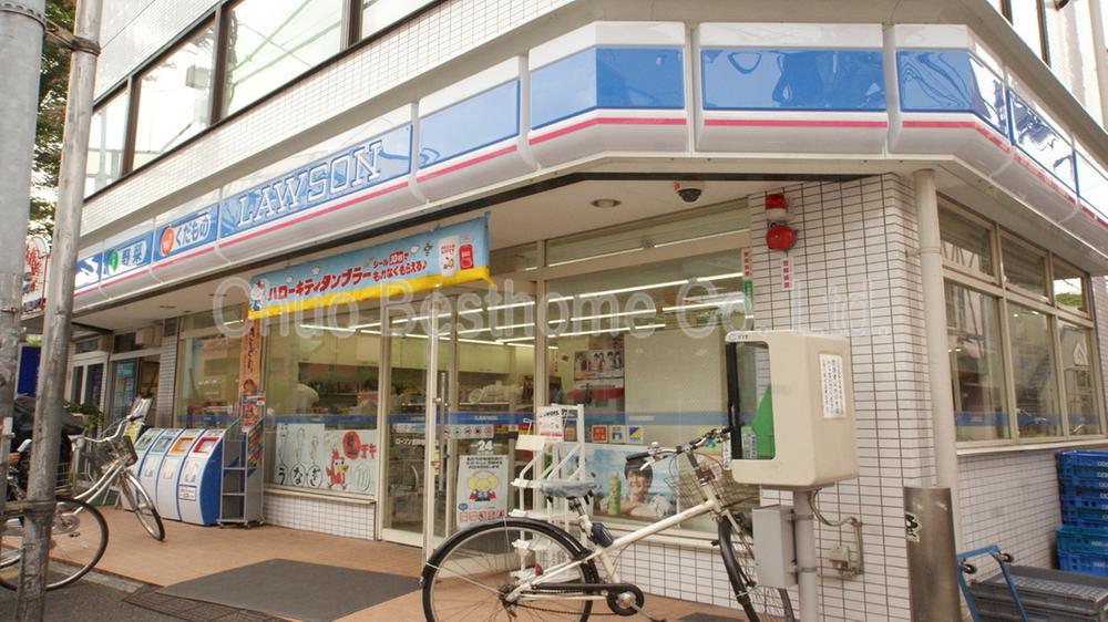 Convenience store. 582m until Lawson Kichijojikita the town shop