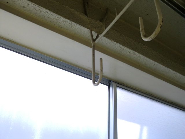 Balcony. Clothesline hanging