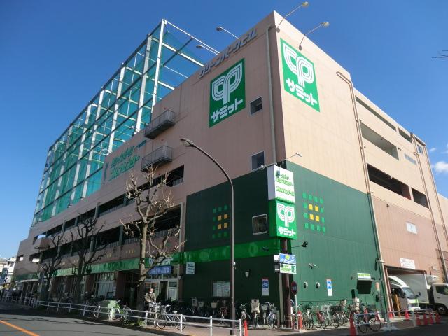 Supermarket. 200m to Summit store Musashino Midoricho shop