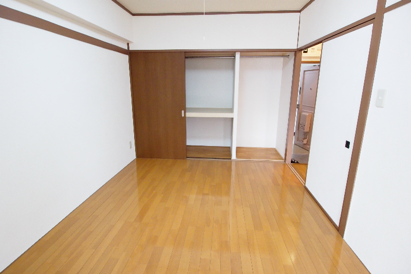 Other room space. Type closet, Bedroom with a closet type and both shared storage compartment