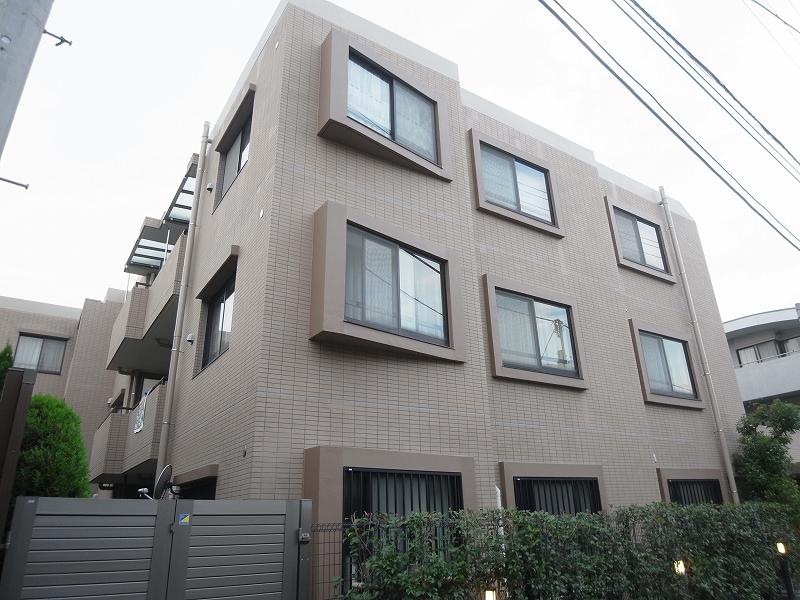 Local appearance photo