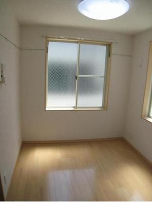 Other room space. room