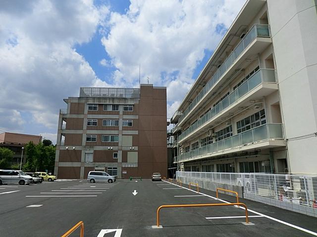 Hospital. 810m until the General Tokyo hospital